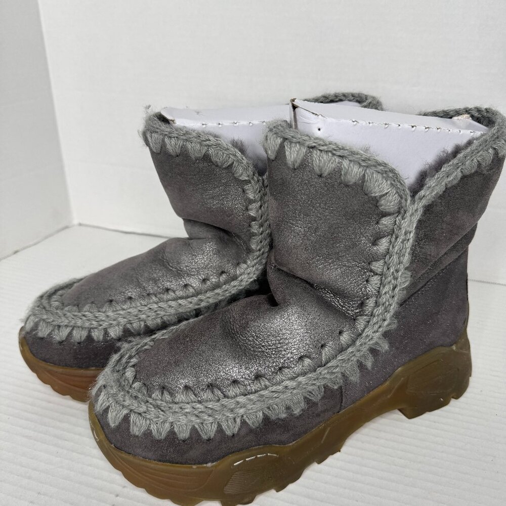 MOU Eskimo Boots